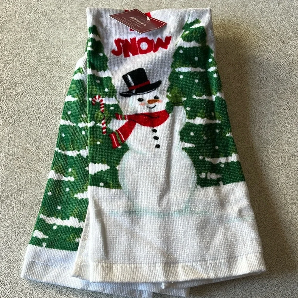 St Nicholas square snowmen kitchen towels NWT